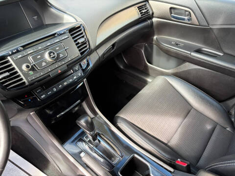 2017 Honda Accord Sport w/Honda Sensing