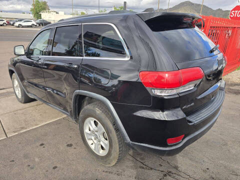 2016 Jeep Grand Cherokee Laredo