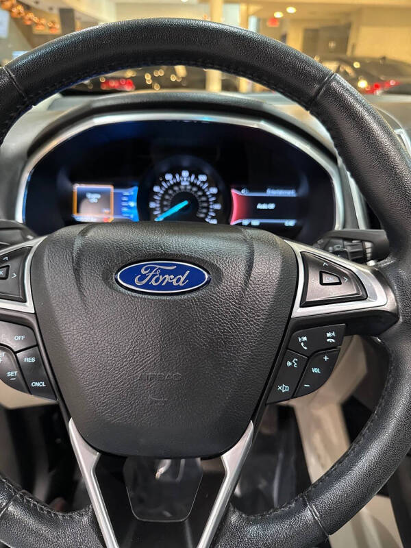 2016 Ford Edge Titanium