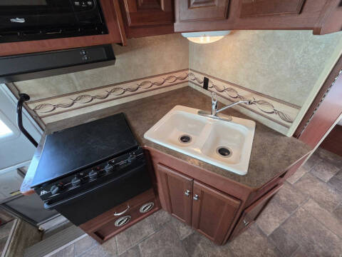 2013 Winnebago Vista