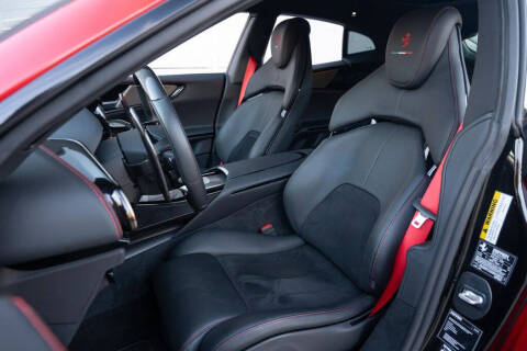 2025 Ferrari Purosangue