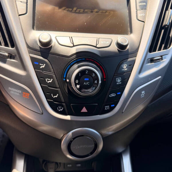 2016 Hyundai Veloster