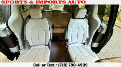 2020 Chrysler Voyager LXi