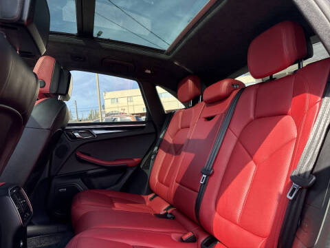 2016 Porsche Macan S