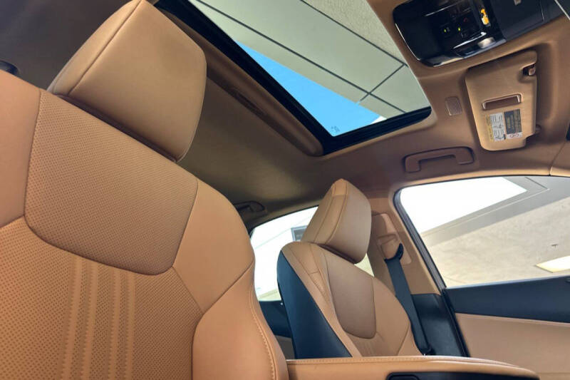 2025 Lexus NX 250 Premium