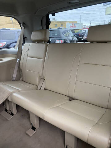2015 Nissan Armada Platinum