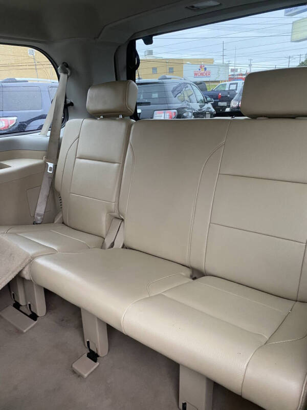 2015 Nissan Armada Platinum