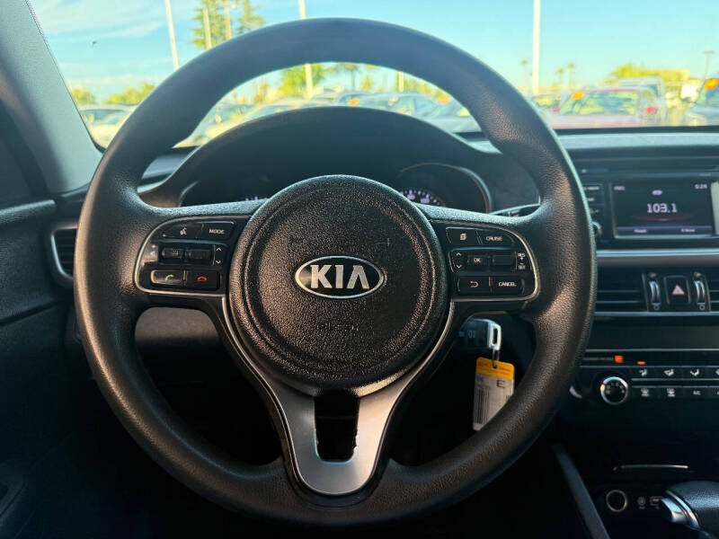 2016 Kia Optima LX