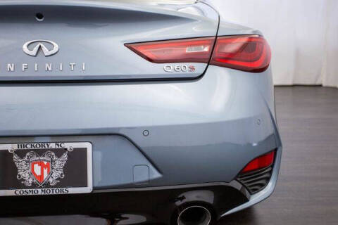 2017 Infiniti Q60 Red Sport 400