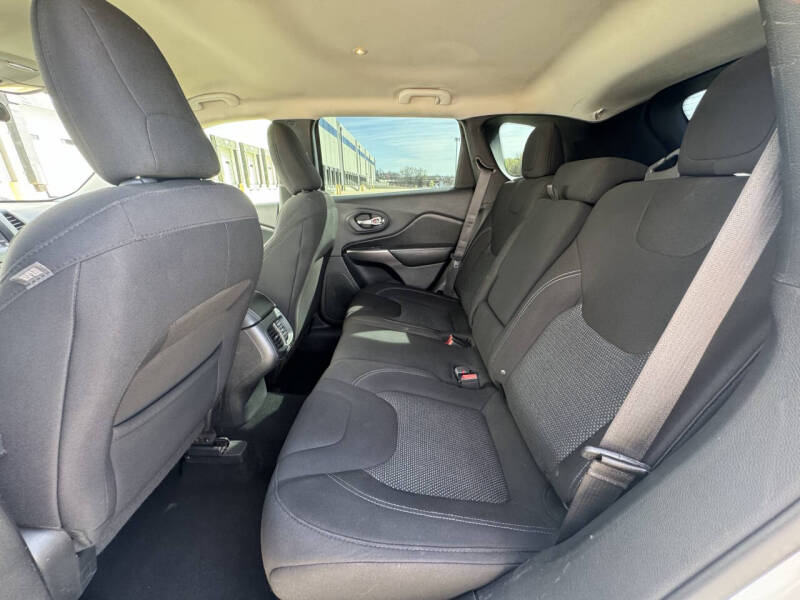 2019 Jeep Cherokee Latitude