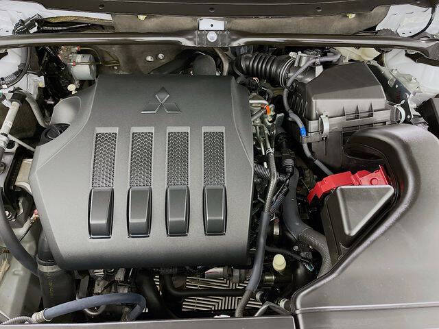 2024 Mitsubishi Eclipse Cross LE