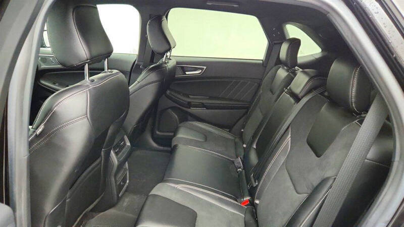 2023 Ford Edge ST