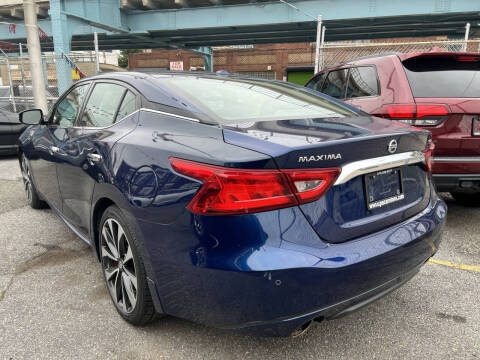 2017 Nissan Maxima 3.5 SR