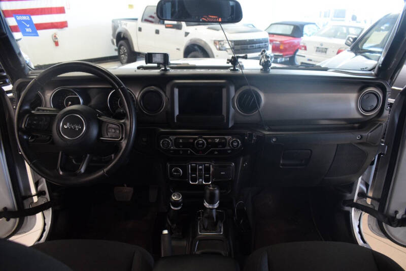 2022 Jeep Gladiator Willys