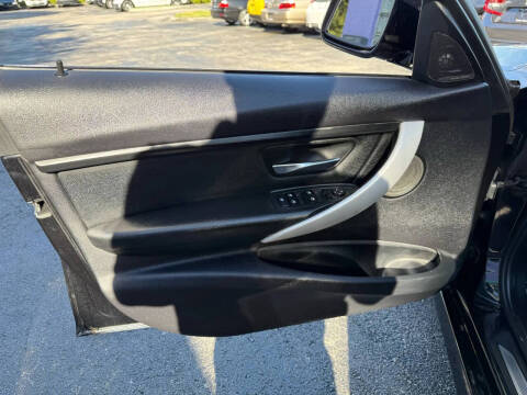 2014 BMW 3 Series 328i