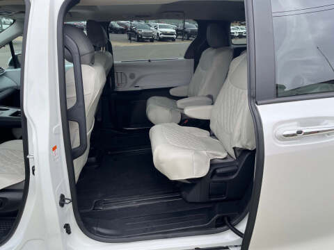 2025 Toyota Sienna