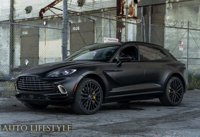 2022 Aston Martin DBX