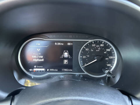 2020 Nissan Kicks SR