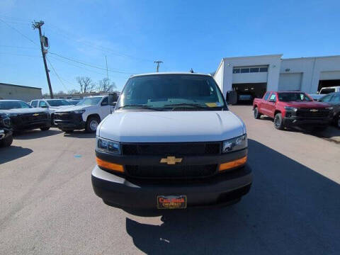 2025 Chevrolet Express 2500