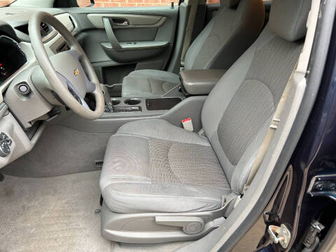 2017 Chevrolet Traverse LS