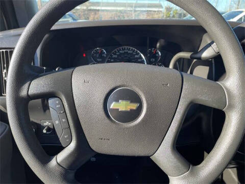 2024 Chevrolet Express 2500