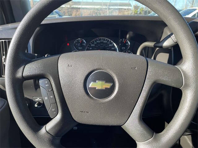 2024 Chevrolet Express 2500