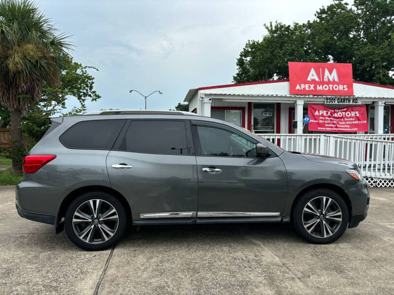 2020 Nissan Pathfinder Platinum photo 14