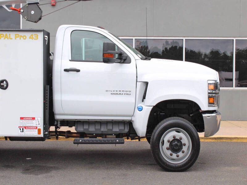 2023 Chevrolet Silverado 6500HD