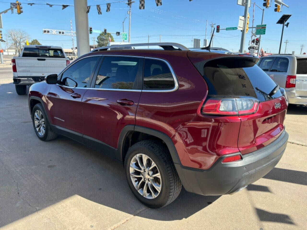 2019 Jeep Cherokee for sale at Kansas Auto Sales in Ulysses, KS