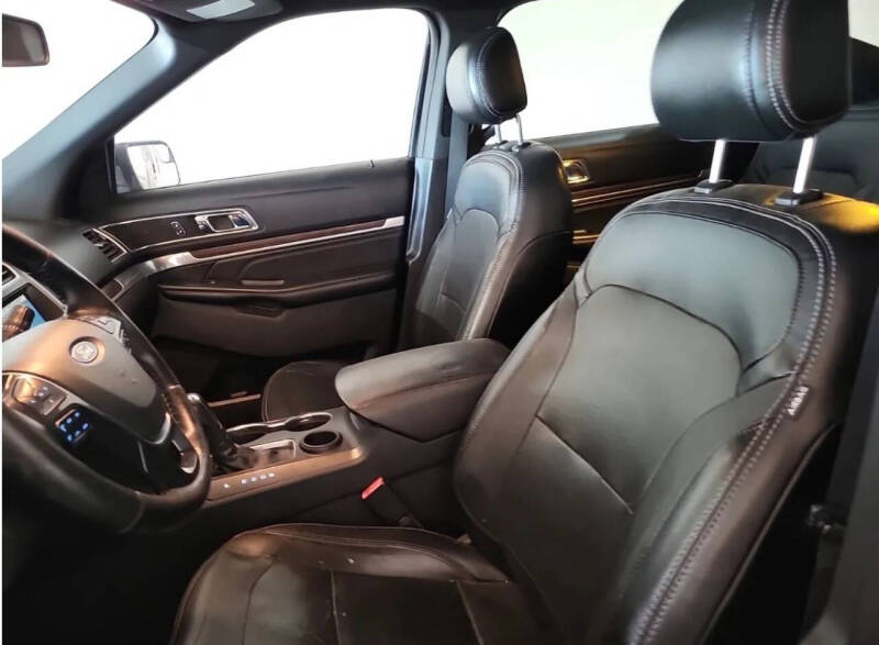 2017 Ford Explorer Limited