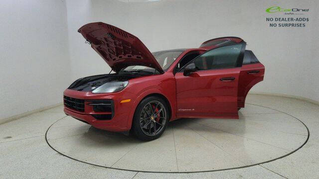 2024 Porsche Cayenne S Coupe