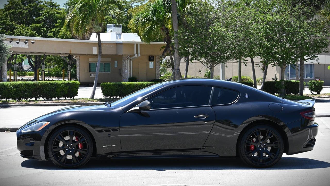 2011 Maserati GranTurismo 6