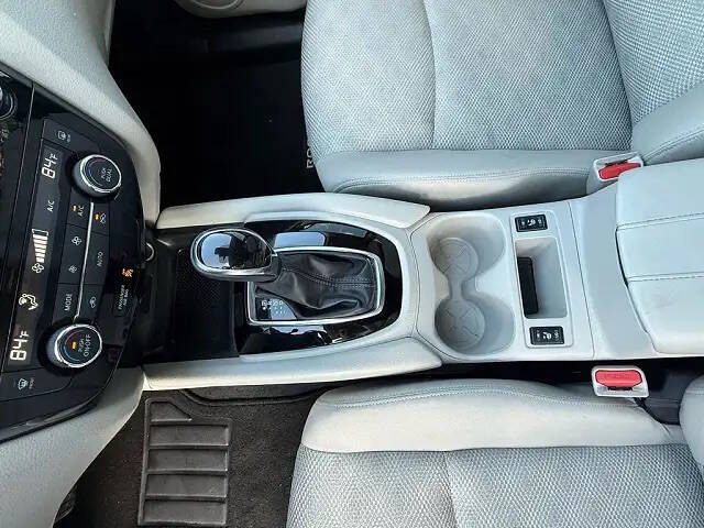 2021 Nissan Rogue Sport SV