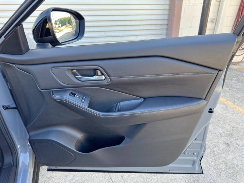 2024 Nissan Rogue SL