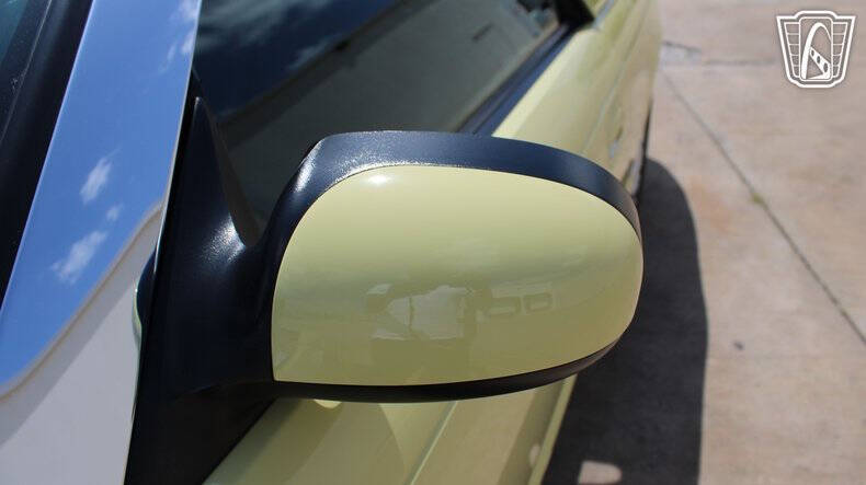 2005 Ford Thunderbird