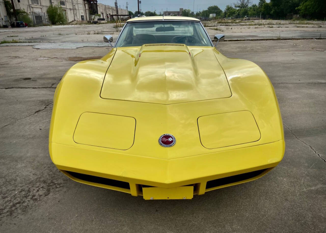 1974 Chevrolet Corvette 9