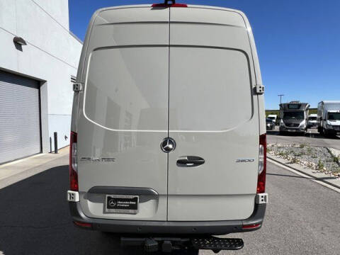 2024 Mercedes-Benz Sprinter 2500