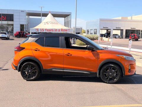 2023 Nissan Kicks SR