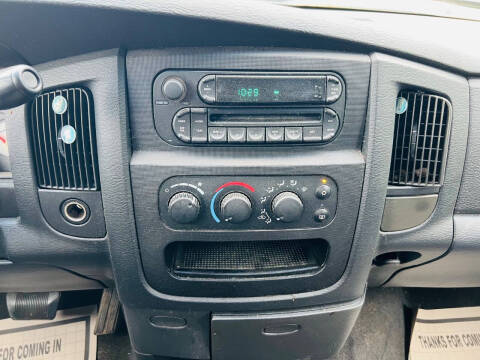 2005 Dodge Ram 1500 SLT