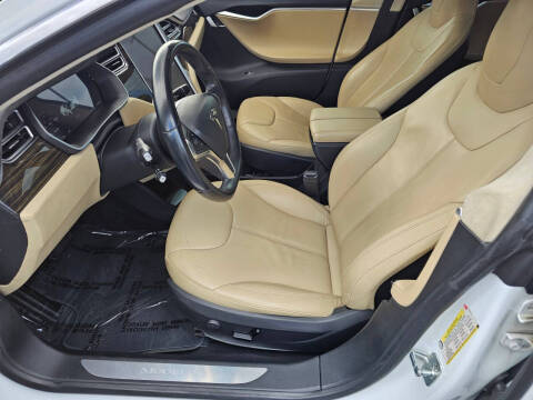 2014 Tesla Model S 85