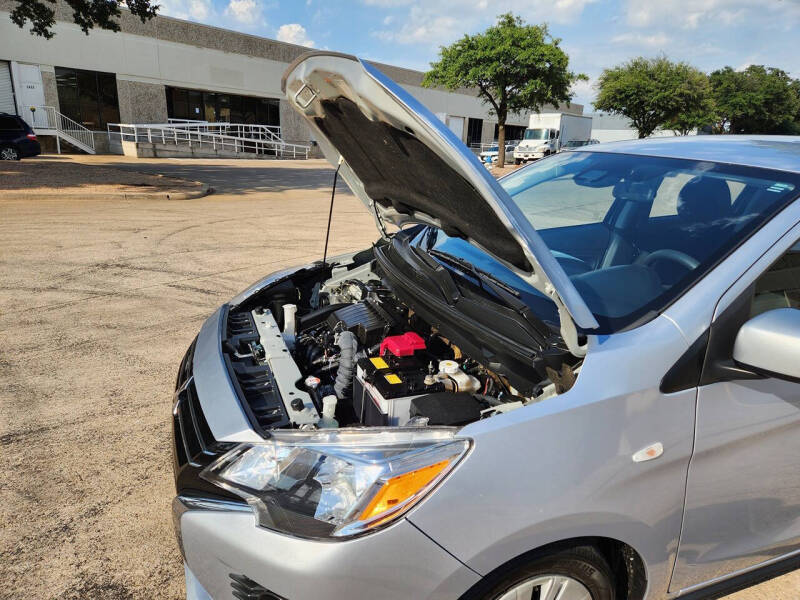 2024 Mitsubishi Mirage ES