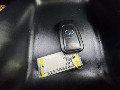 2016 Toyota Prius Two