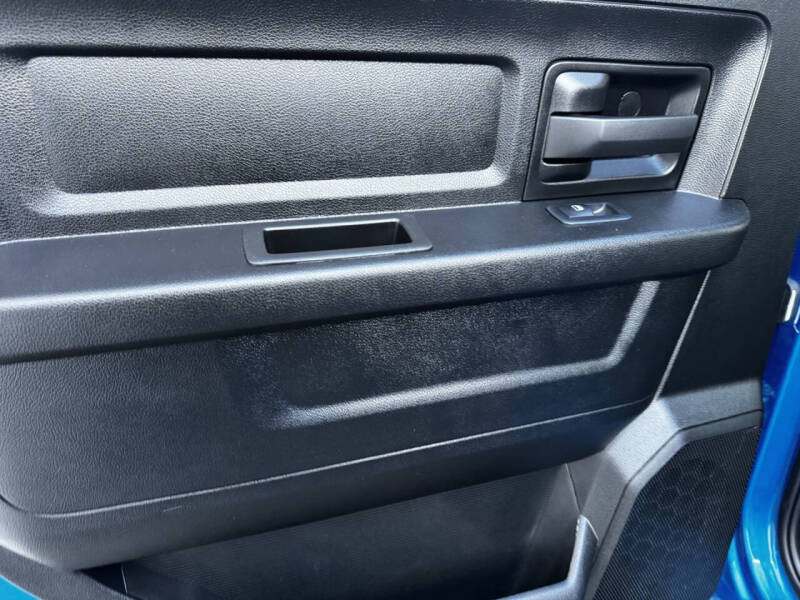 2023 RAM 1500 Classic Express