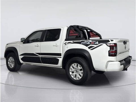 2023 Nissan Frontier SV