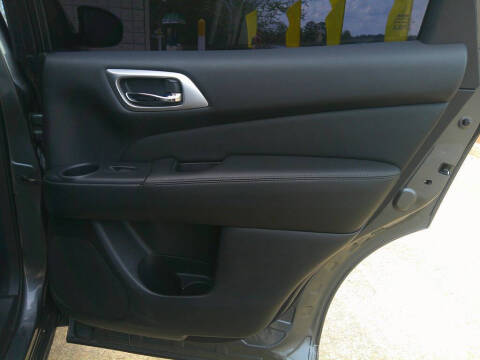 2015 Nissan Pathfinder Platinum