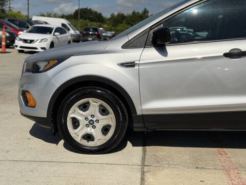 2019 Ford Escape S