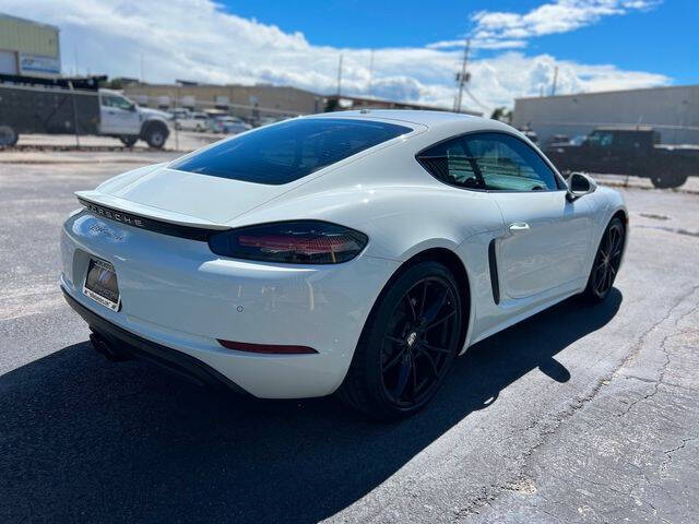 2019 Porsche 718 Cayman