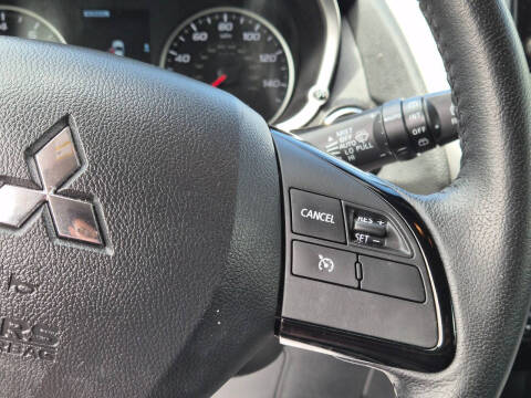 2023 Mitsubishi Eclipse Cross SE