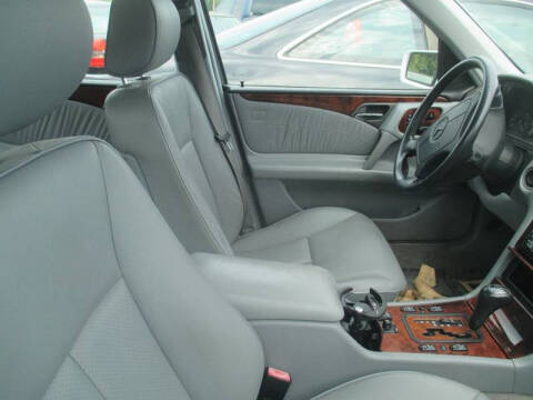 1999 Mercedes-Benz E-Class E 320 4MATIC