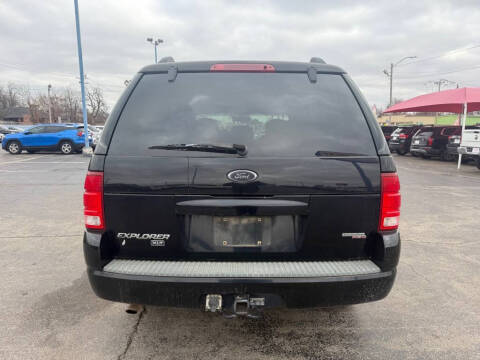 2005 Ford Explorer XLT